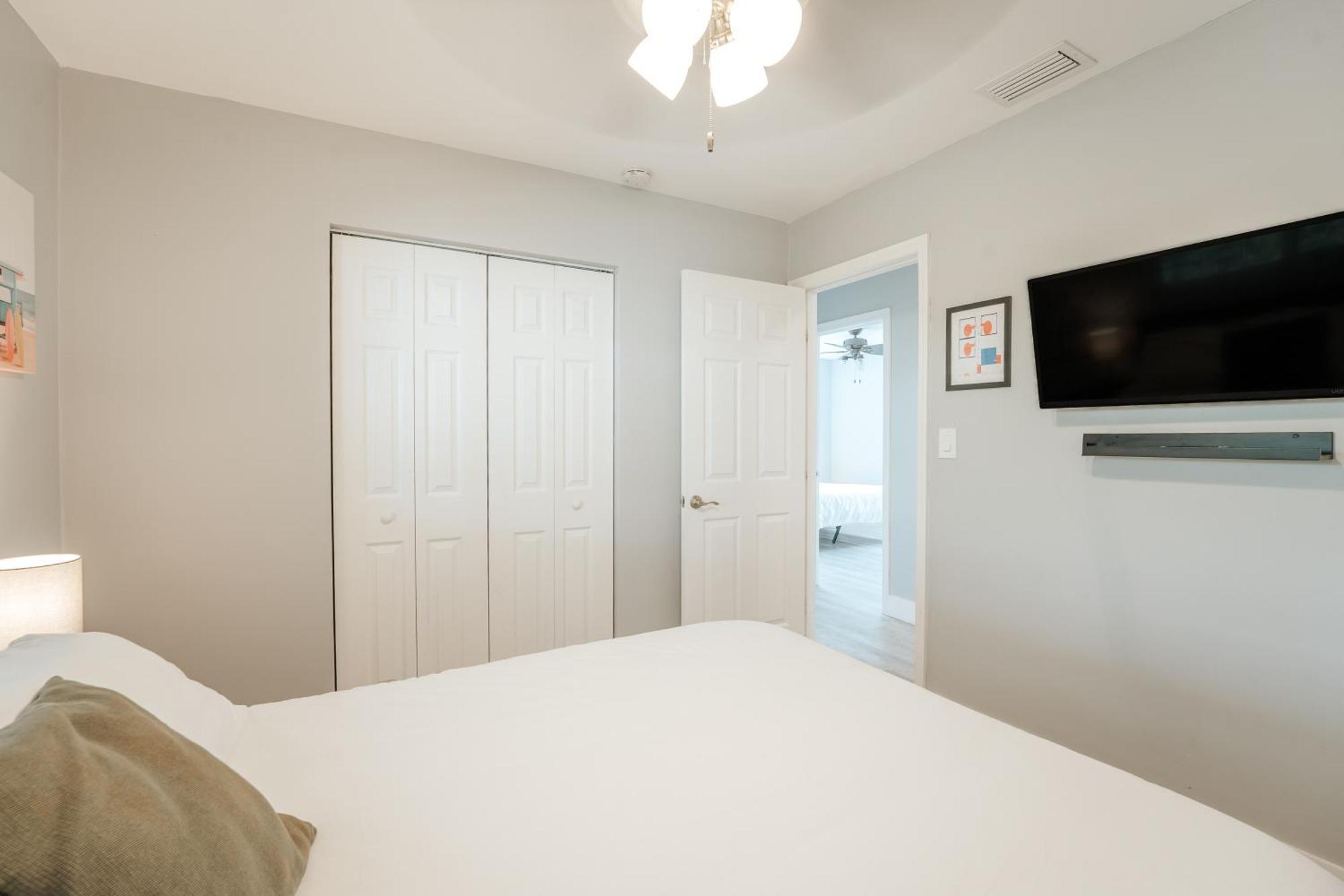 Home With A Pool Close To Beach And Fll Airport Pool Heated October- March Fort Lauderdale Kültér fotó