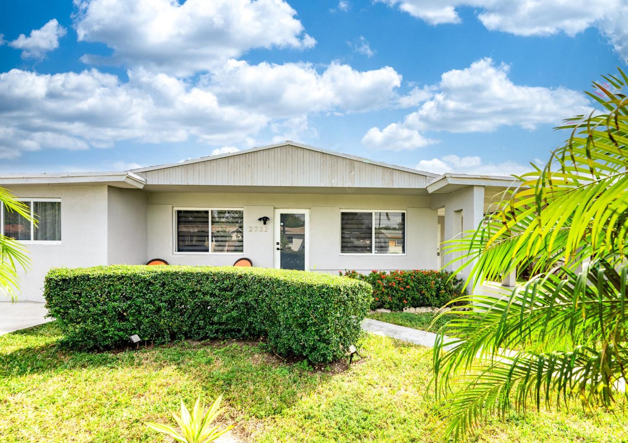 Home With A Pool Close To Beach And Fll Airport Pool Heated October- March Fort Lauderdale Kültér fotó